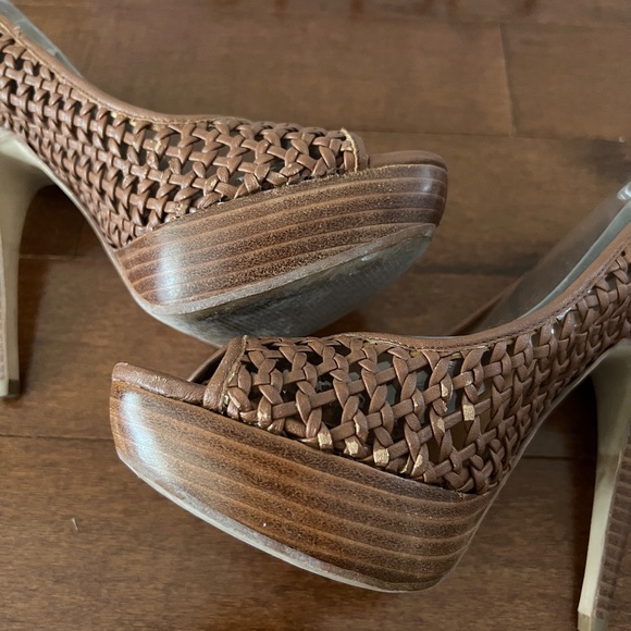 Aldo Shoes - Delucchi Heels - Picture 3 of 5